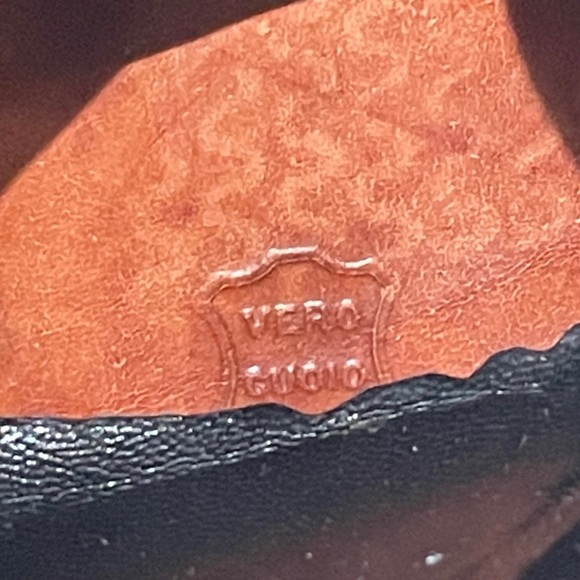 Authentic Gucci Black Leather Ankle Booties. - Picture 6 of 8